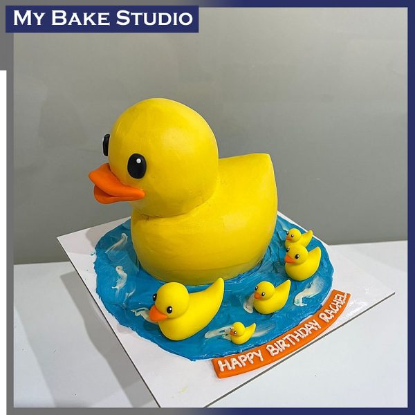 Little Ducks Cake