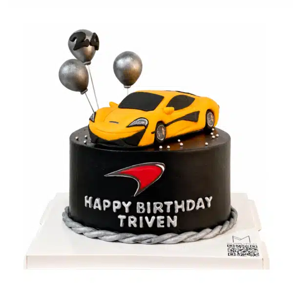 956FondantCarCake 1024x1024 600x600