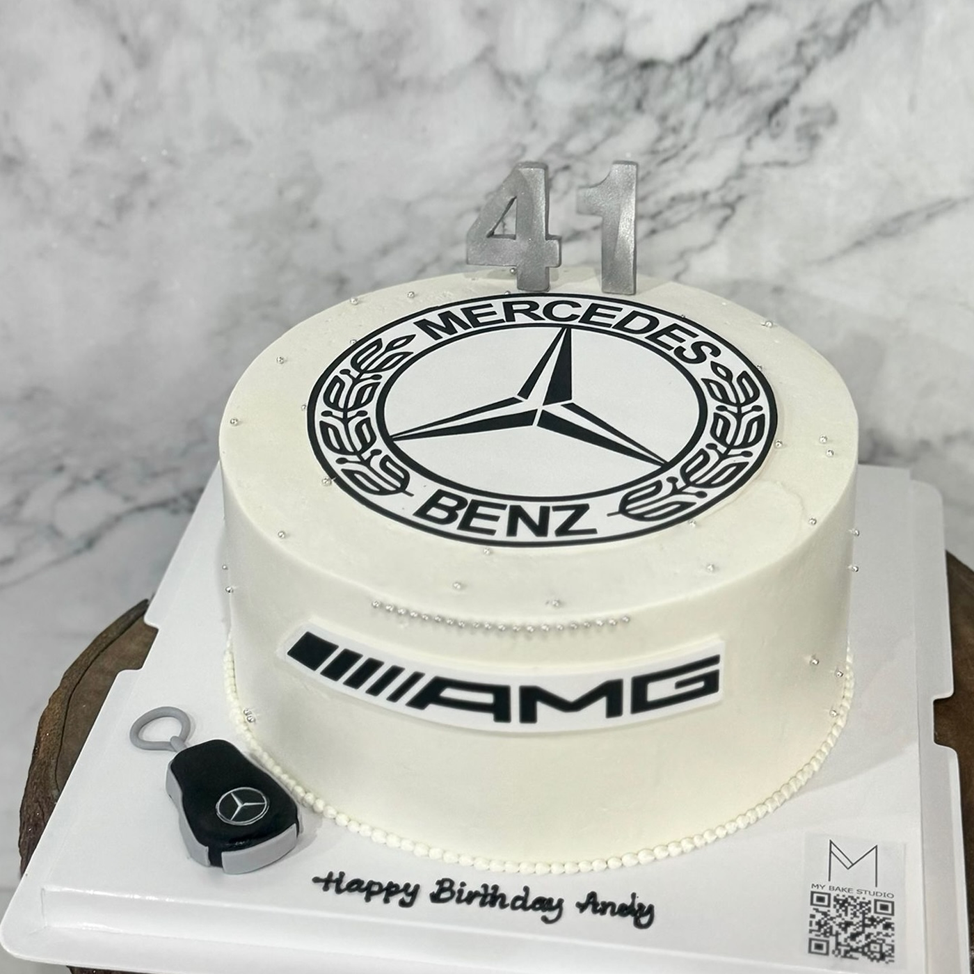 0158 Benz Cake