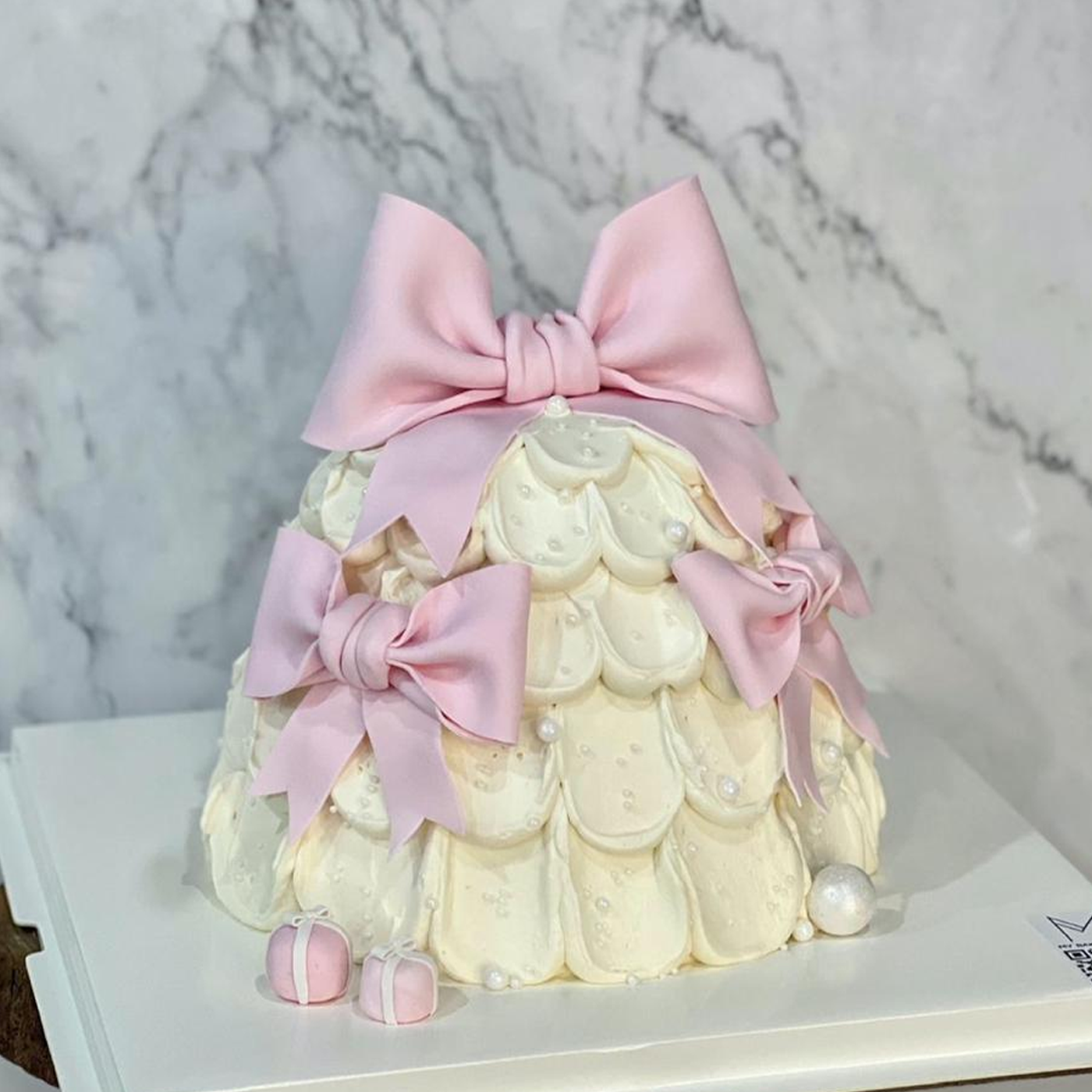 White Christmas Tree Cake