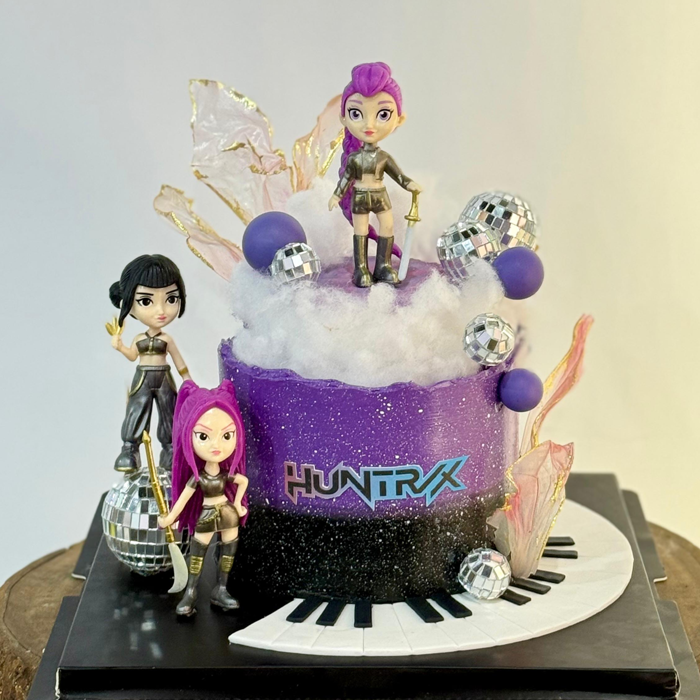 K-Pop Demon Hunter Music Cake