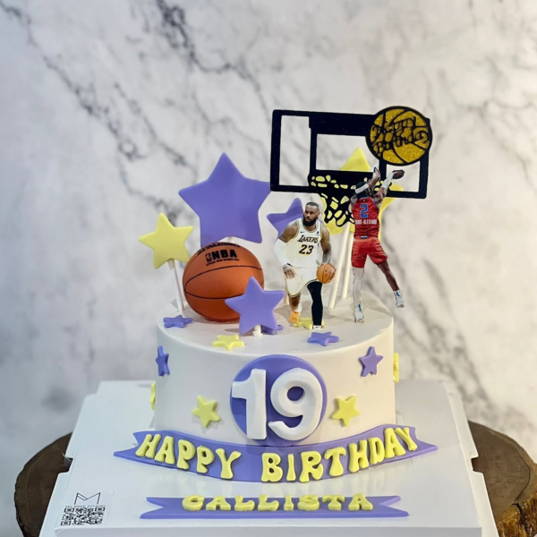 Basketball Lebron Cake