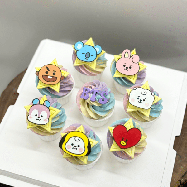 0247 BTS Cartoon Cupcake