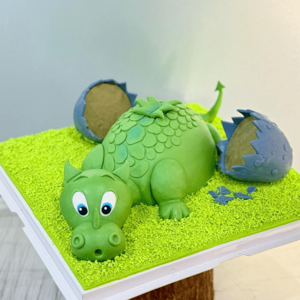 0277 3D Dragon Hatchling Cake